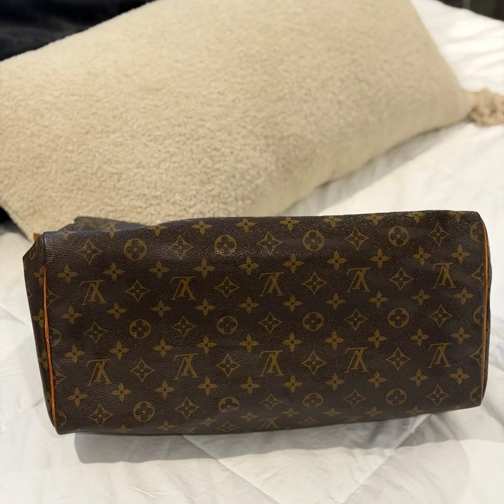 SALE❗️Louis Vuitton Monogram Speedy 40 - Picture 3 of 10